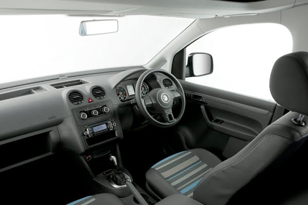 Volkswagen Caddy Maxi Life internal dash view 