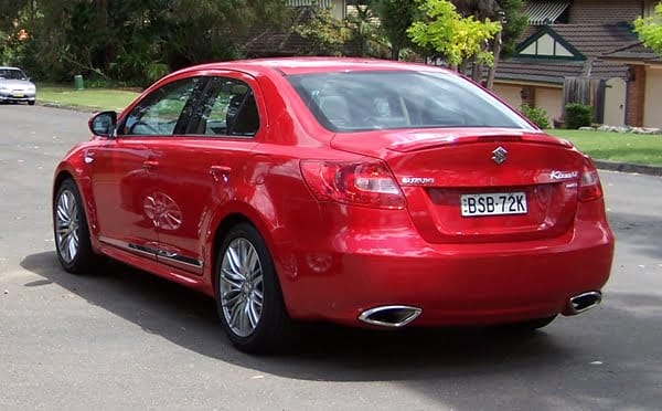 suzuki kizashi awd