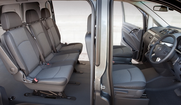 Mercedes-Benz Vito 122 inside seats 