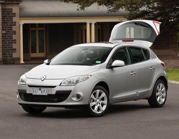 2011 Renault Mégane Hatch Privilege Review | AnyAuto