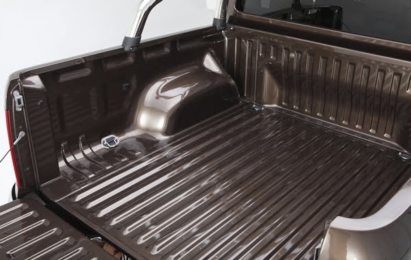 Volkswagen Amarok Ultimate rear tray