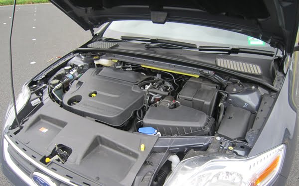 2011 Ford MC Mondeo Zetec TDCi wagon engine