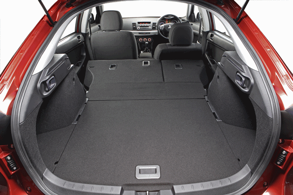 2011 Mitsubishi Lancer SX Sportback boot