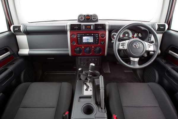 2011 Toyota FJ Cruiser interior