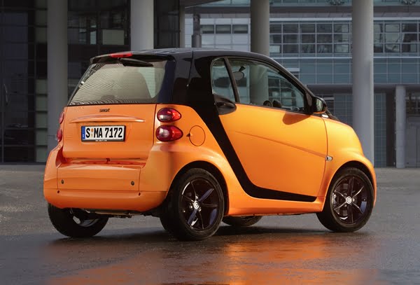 Limited Edition smart fortwo - night orange 2