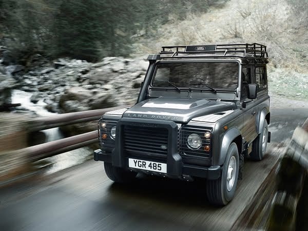 2012 Land Rover Defender A new 22litre diesel engine replaces the 