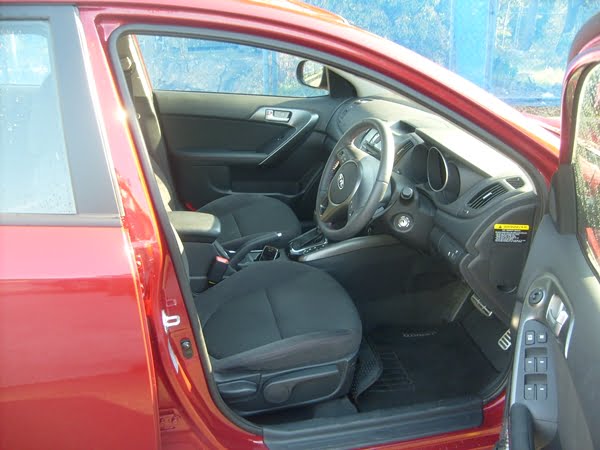 Kia Cerato Hatch SLi Front Seat