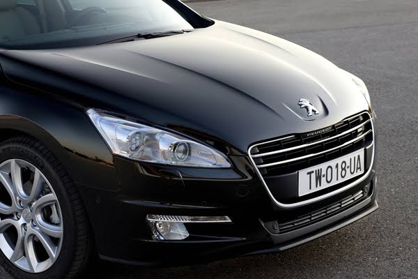 Peugeot 508 Allure HDi Photo 1 front end view