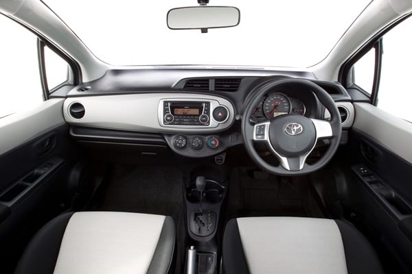 2011 toyota yaris yr review #6 2011 toyota yaris yr review #6