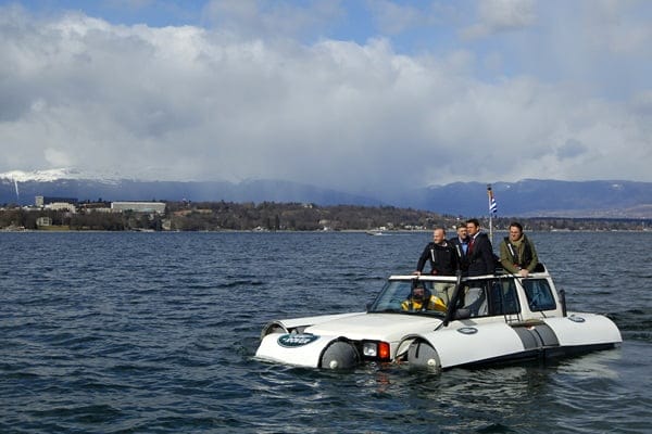 Land Rover Makes A Splash At Geneva Motor Show