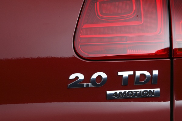 2012 Volkswagen Tiguan 103TDI badge