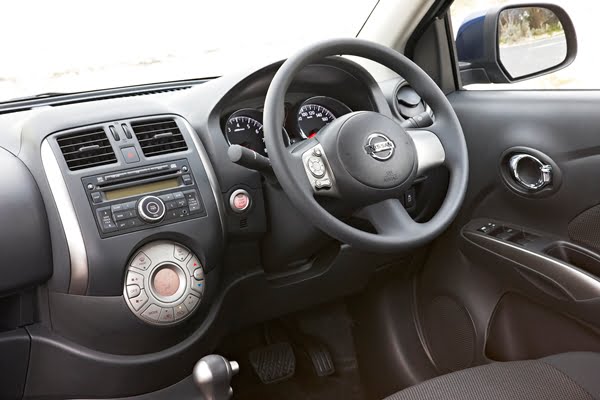 2012 Nissan Almera internal