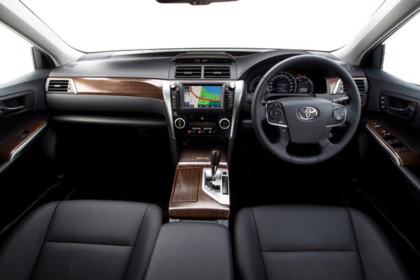 2012 Toyota Aurion Presara interior