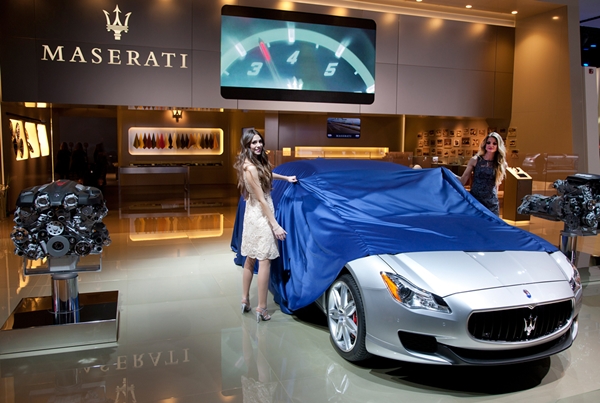 Detroit_2013_Maserati_ Quattroporte 