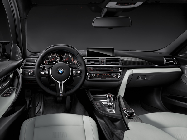 2014 BMW M3 Sedan int