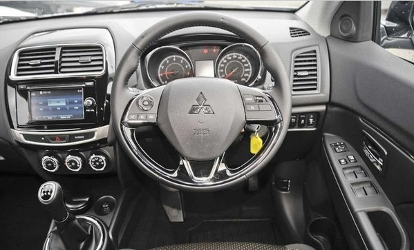 Mitsubishi ASX LS Interior