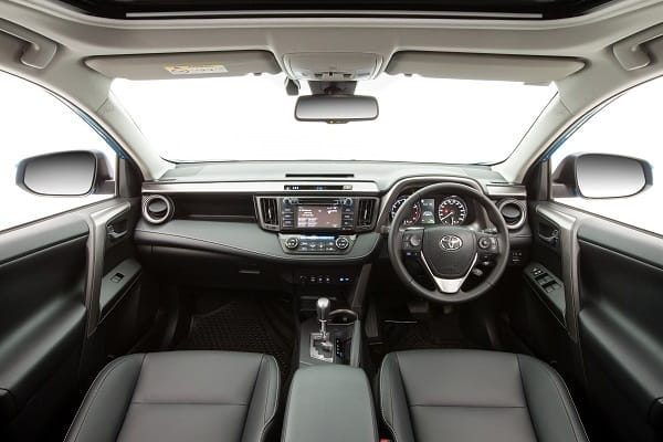 Toyota RAV4 Cruiser Interior