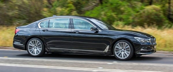 BMW 750Li side 250 BMW 750Li