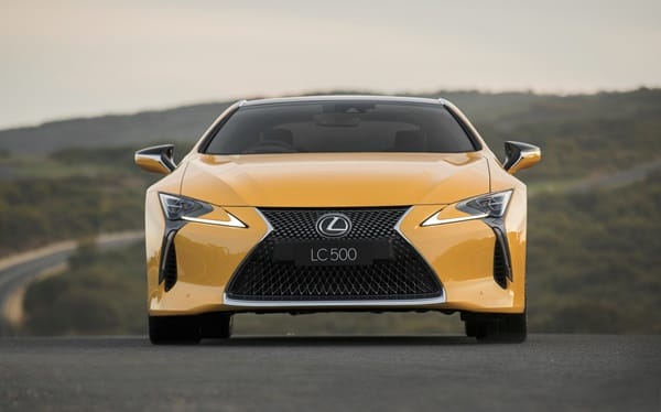 Lexus LC500h 5L V8