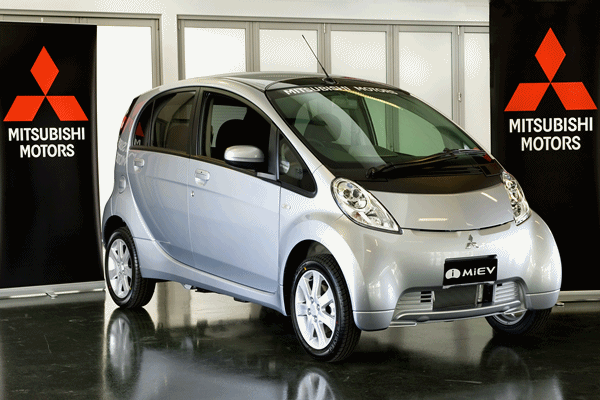 Mitsubishi i-MiEV Supports The Sustainability Living Expo