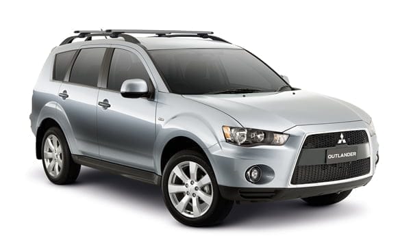 Mitsubishi Outlander ACTIV 2011