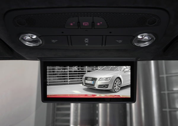 Audi R8 e-tron digital rear view mirror