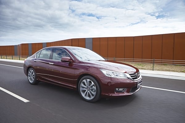 2013 Honda Accord V6L + ADAS 2013 Honda Accord V6L + ADAS