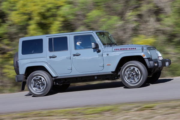 2013 Jeep Wrangler Rubicon 10th Anniversary Edition ext side