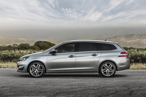 Peugeot 308 Touring Wagon side