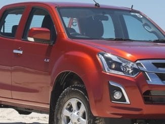 UTG Isuzu D-MAX front
