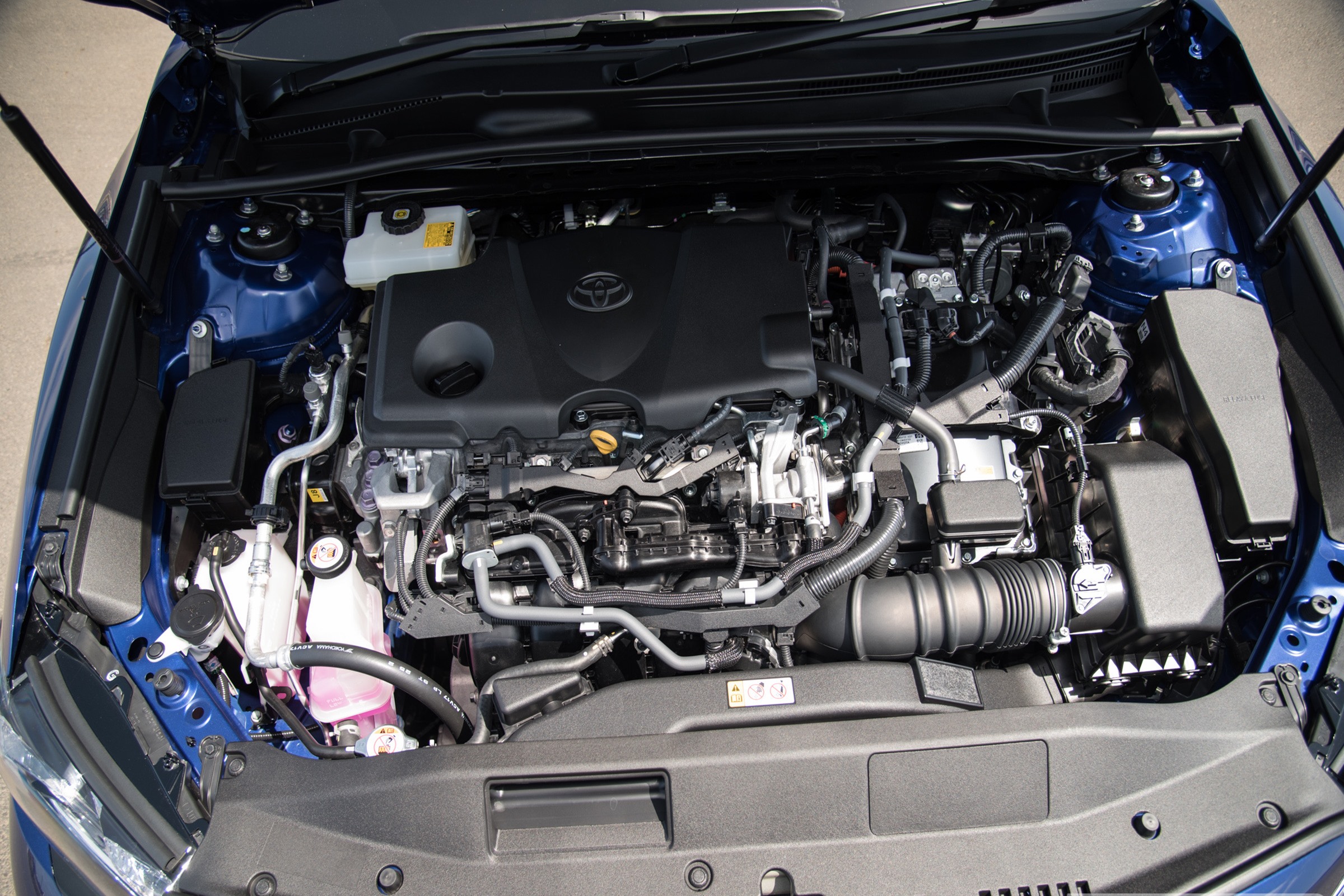 2018 Toyota Camry Hybrid Ascent Sport 1 engine