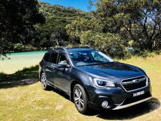Subaru Outback 25i Premium 4 front