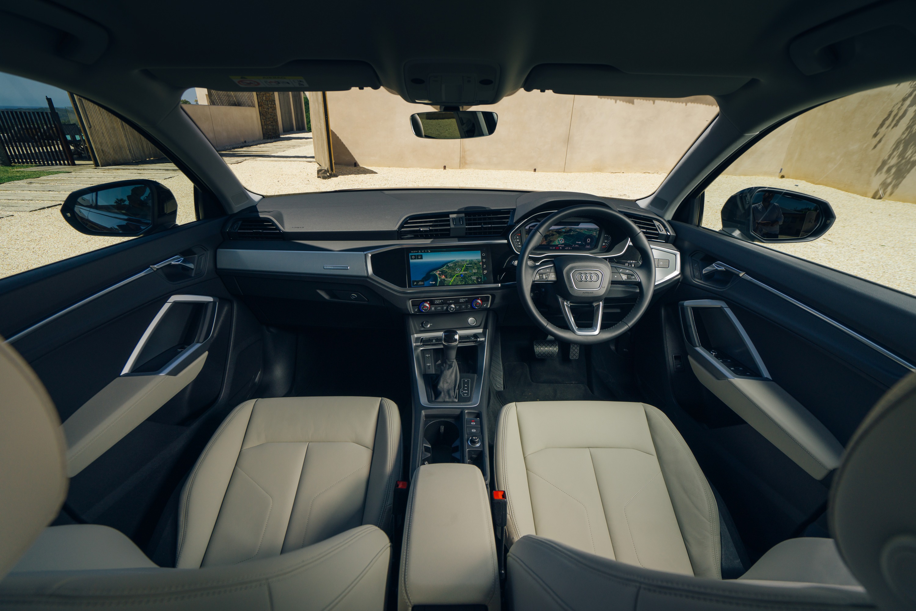 Audi Q3 35 TFSI 110 2 interior