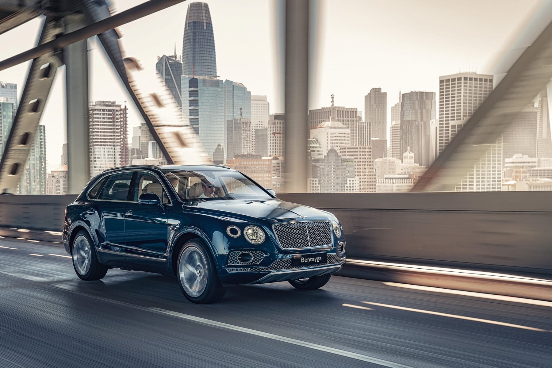 Bentley Bentayga Hybrid 