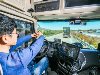 Hyundai truck platooning