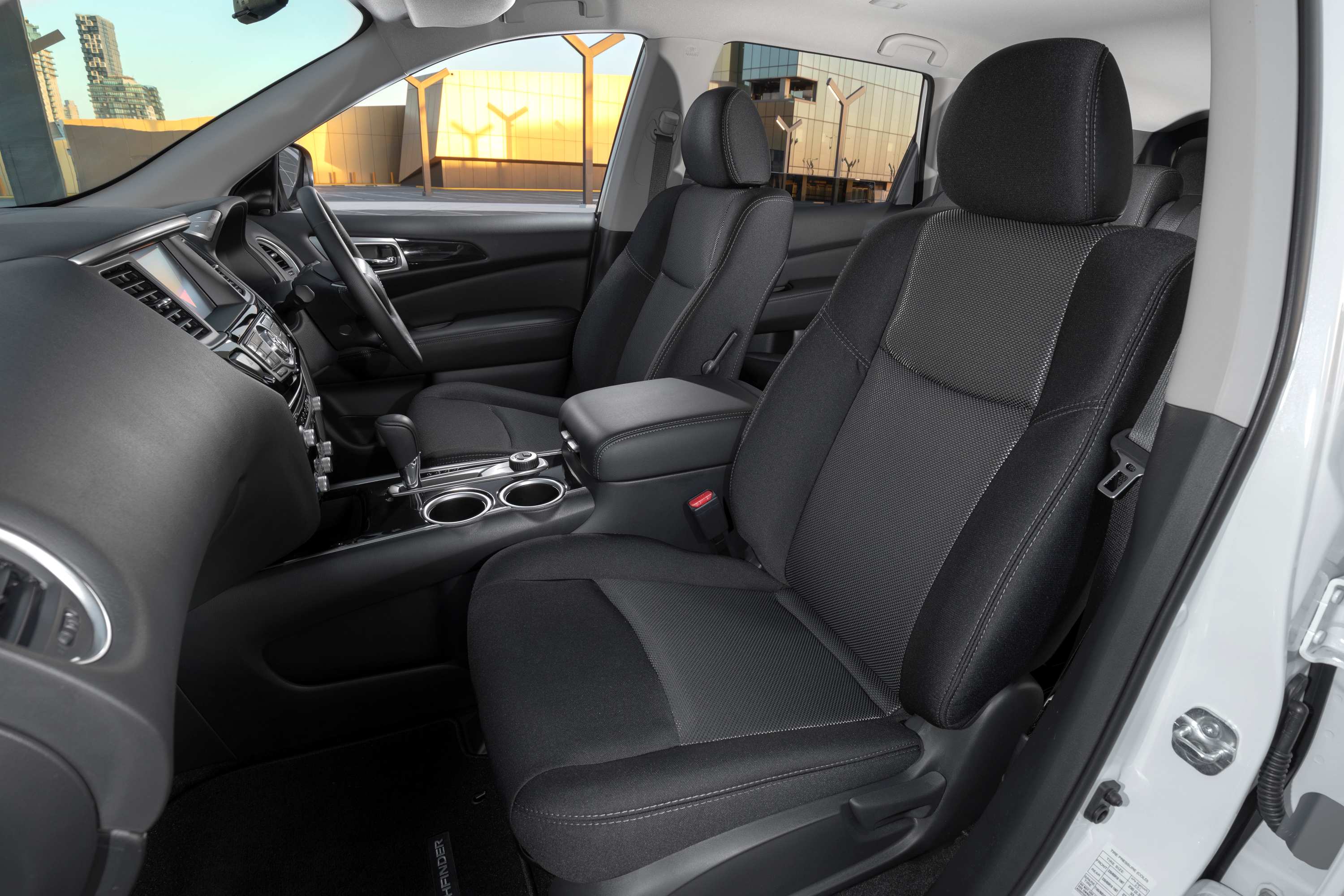 2020 Nissan Pathfinder N-TREK 3 interior