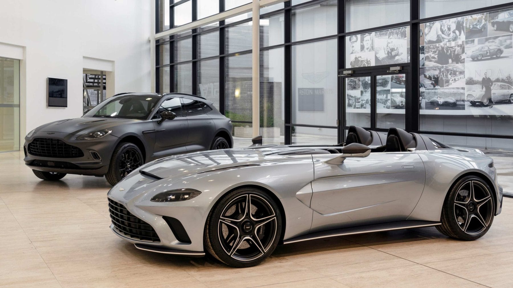 Aston Martin V12 Speedster 