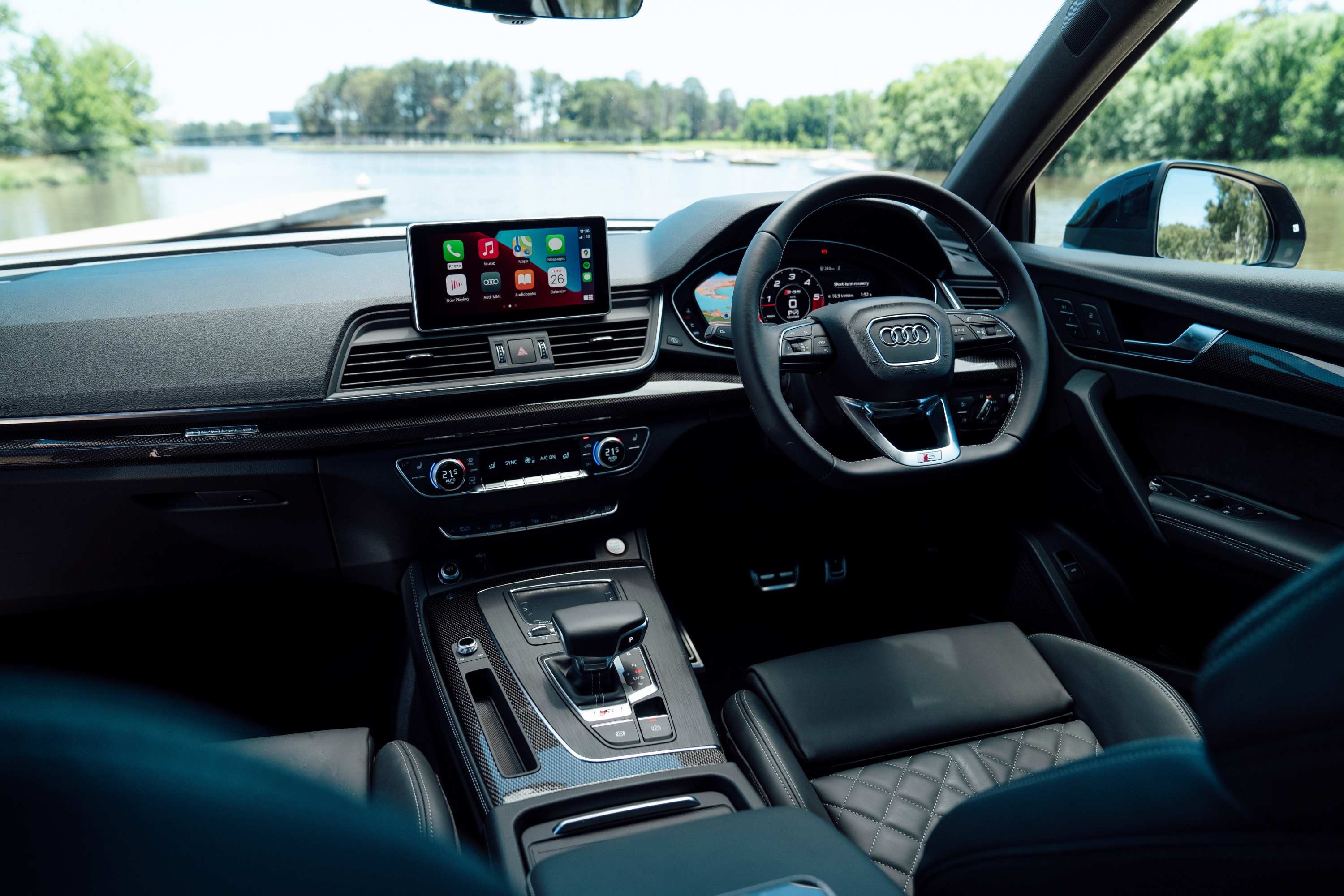 Audi SQ5 TDI interior