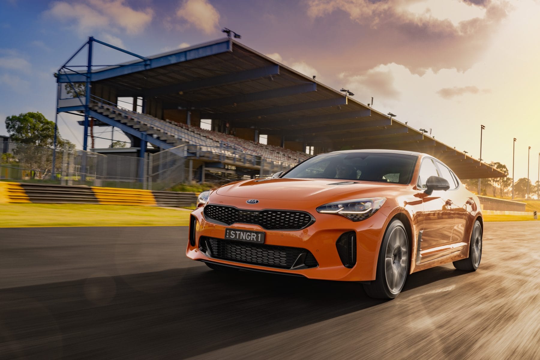 Киа стингер 2022 характеристики. Киа Стингер 2022. Kia Stinger gt 2022. Kia Stinger 2021. Kia Stinger 2022 gt 3.3.