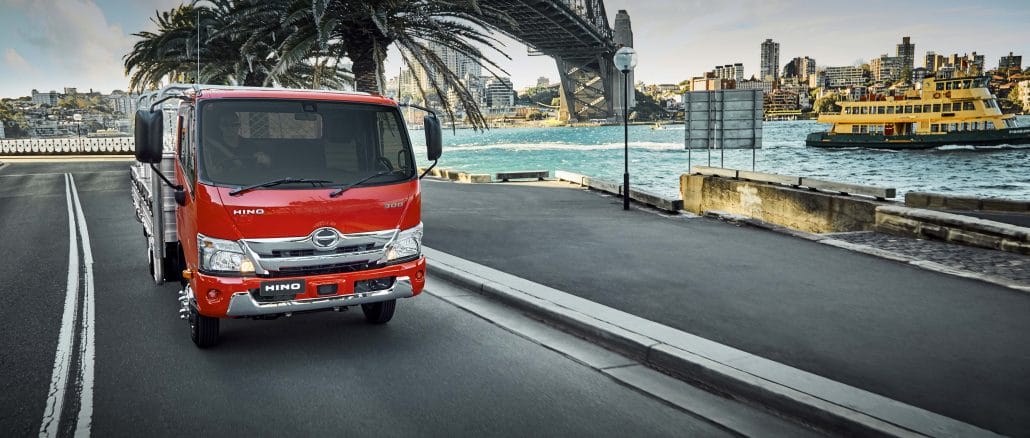 New Hino 300 Harbour Bridge - RGB HR 032A9143