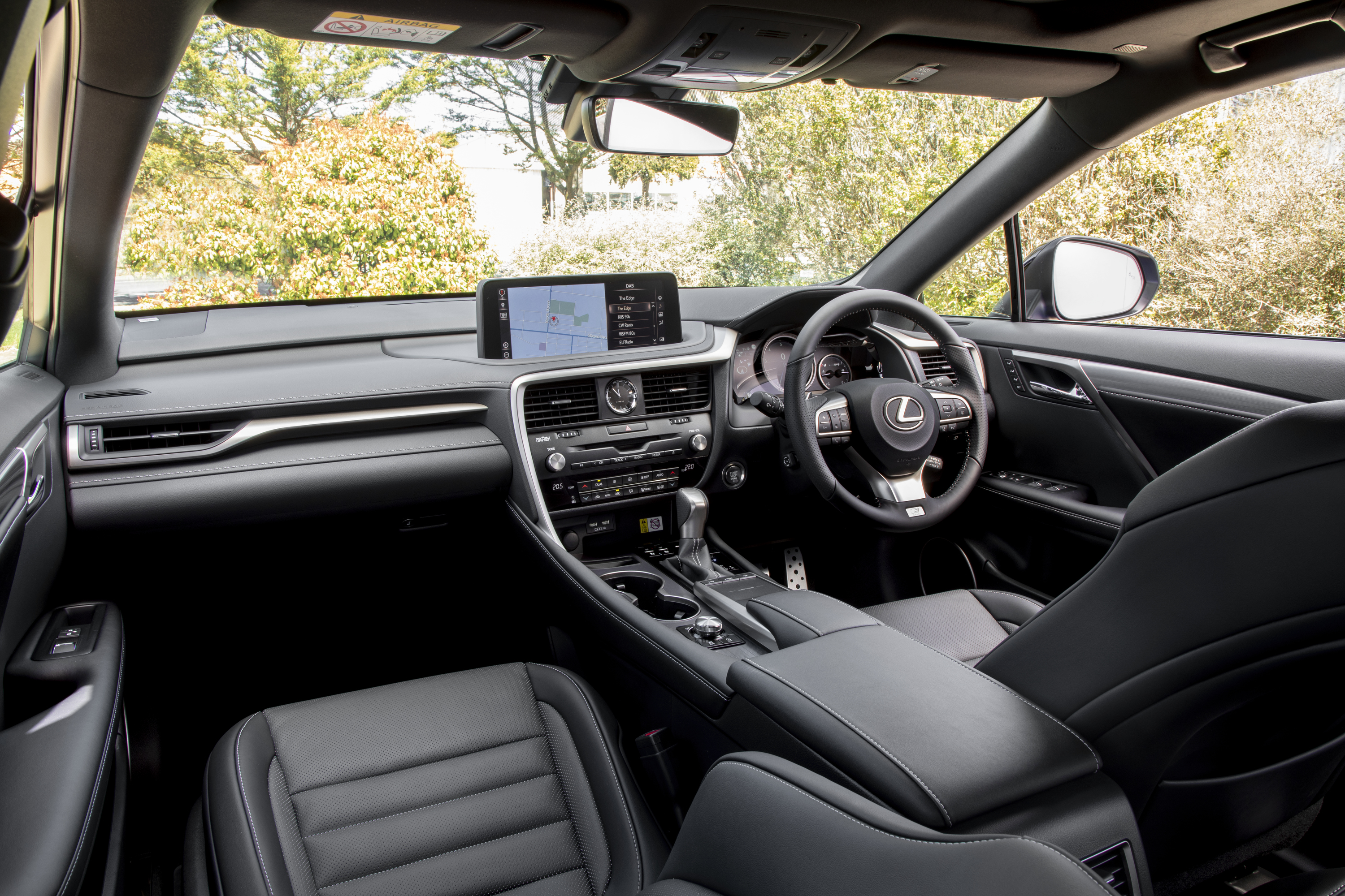 hr-51++2019+Lexus+RX+300+F+Sport+interior (1)