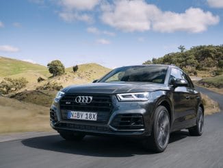 Audi_SQ5_driving