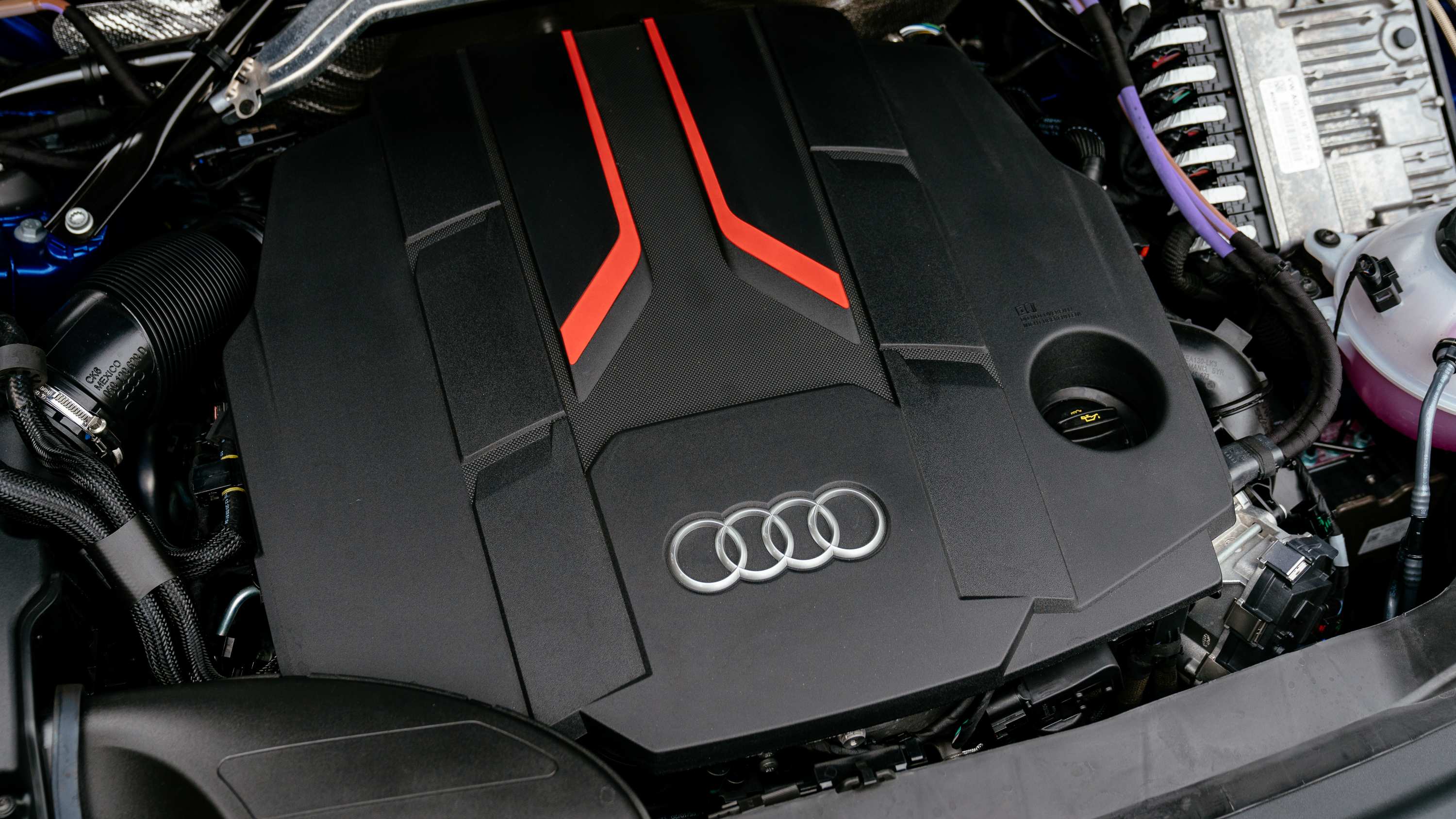 2021 Audi SQ5 engine