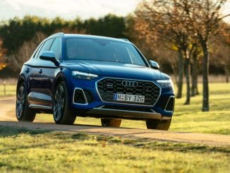 2021 Audi SQ5 front