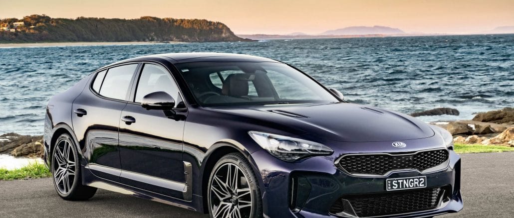 2021 Stinger PE GT-Line front 3/4 still
