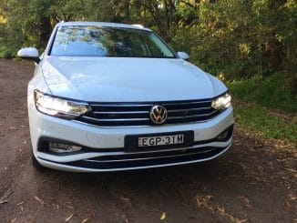 VW-Passat-140-TSI-Business-front