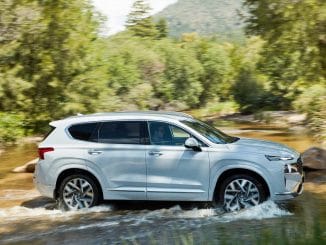 Hyundai Santa Fe 2020 Highlander profile