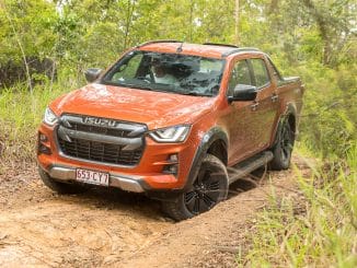 22MY Isuzu D-MAX 4x4 X-TERRAIN Volcanic Amber metallic.