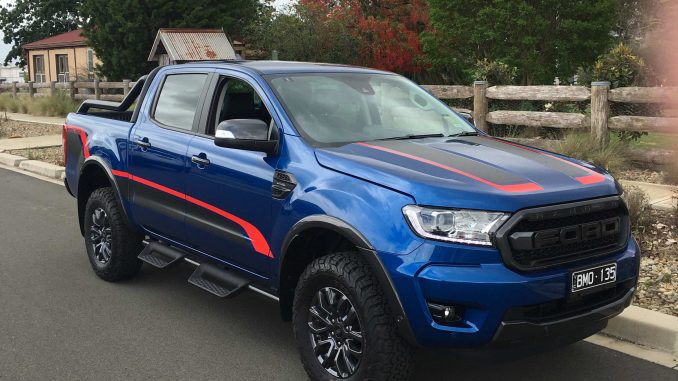 Ford Ranger 2021 FX4 MAX front qtr
