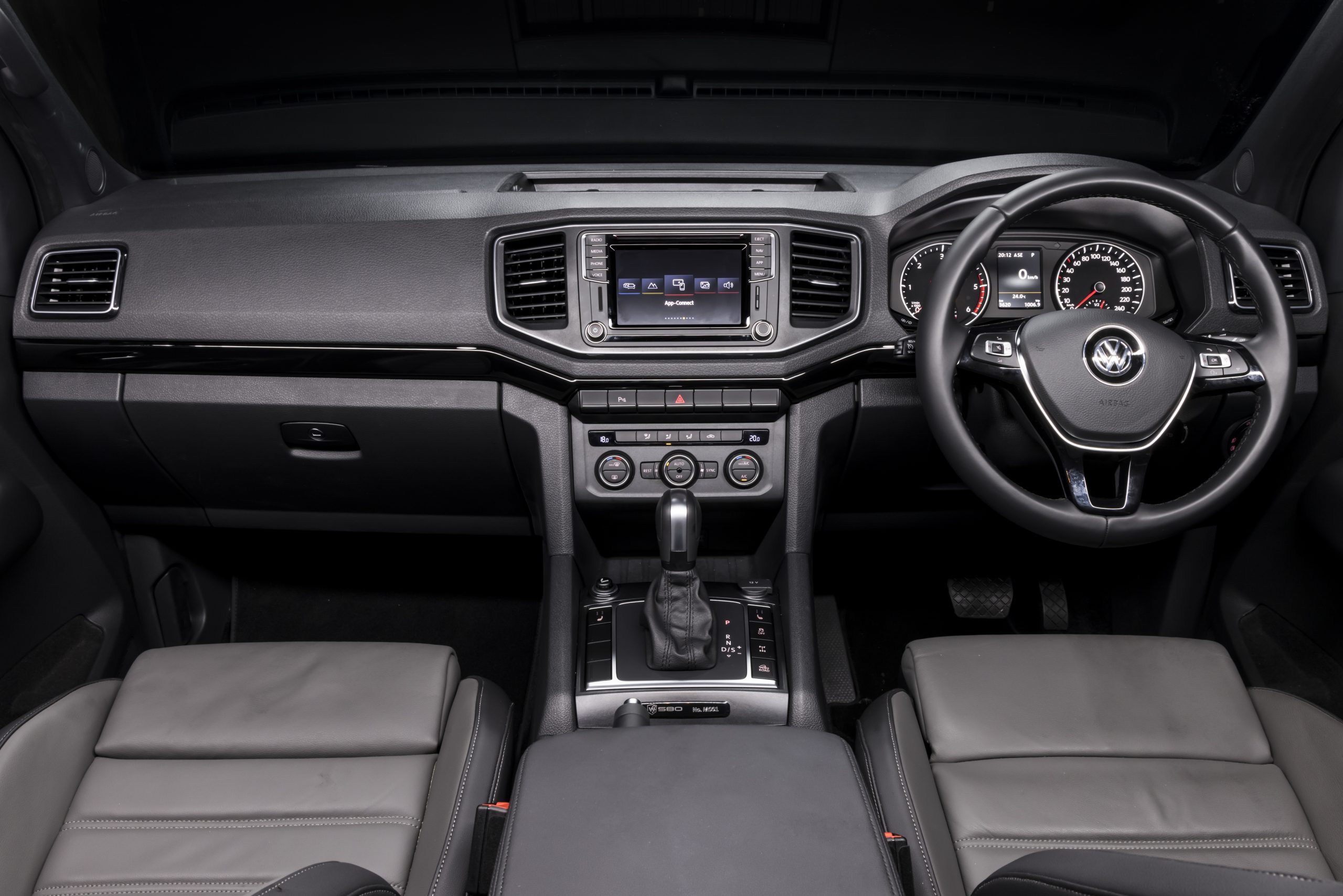 2021 Volkswagen Amarok W580S interior
